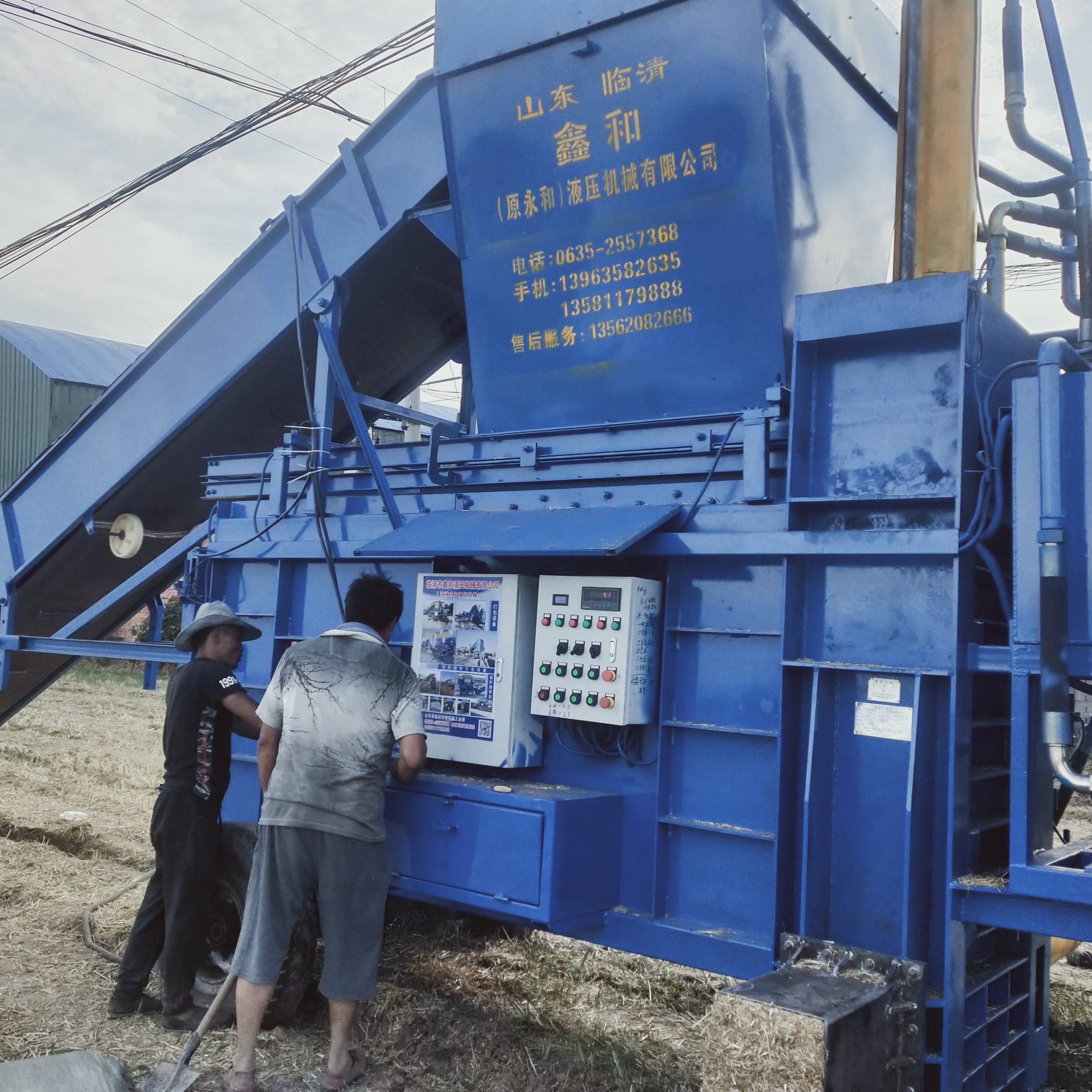 全自動玉米秸稈打包機:玉米收獲機